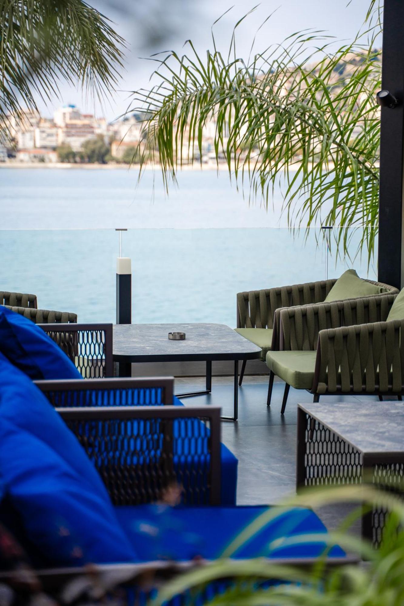 Demi Hotel Sarandë Esterno foto